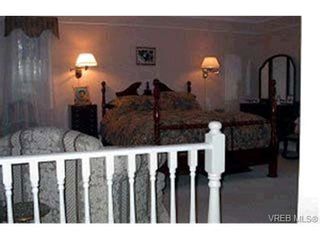 Photo 6: 1430 Simon Rd in VICTORIA: SE Mt Doug House for sale (Saanich East)  : MLS®# 305795