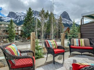 Photo 2: 622 4 Street: Canmore Semi Detached for sale : MLS®# A1135978