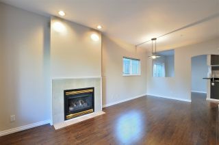Photo 3: 7682 BENNETT Road in Richmond: Brighouse South 1/2 Duplex for sale : MLS®# R2218908