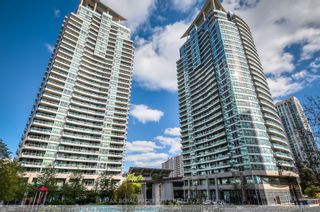 Photo 1: 1803 33 Elm Drive W in Mississauga: City Centre Condo for sale : MLS®# W8298172