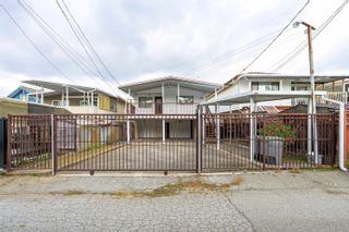 Photo 40: 2072 E 25TH Avenue in Vancouver: Victoria VE House for sale (Vancouver East)  : MLS®# R2816484