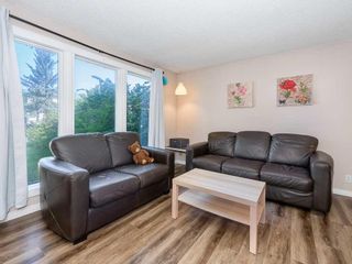 Photo 4: 33 Erin Woods Place SE in Calgary: Erin Woods Detached for sale : MLS®# A2061625