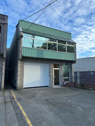 Main Photo: 1560 RICHMOND Street in North Vancouver: Lynnmour Industrial for lease : MLS®# C8057493
