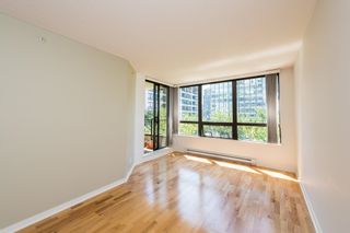 Photo 2: 1317 938 SMITHE STREET in Vancouver: Downtown VW Condo for sale (Vancouver West)  : MLS®# R2628485
