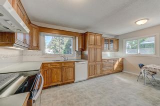 Photo 10: 828 104 Avenue SW in Calgary: Southwood Detached for sale : MLS®# A1254931