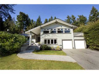 Photo 1: 4640 WOODBURN RD in West Vancouver: Cypress Park Estates House for sale in "CYPRESS PARK ESTATES" : MLS®# V936602