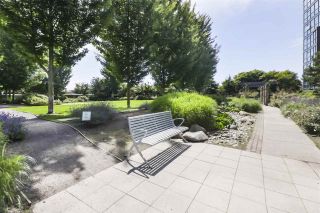 Photo 16: 502 2225 HOLDOM Avenue in Burnaby: Central BN Condo for sale in "Legacy Towers" (Burnaby North)  : MLS®# R2471558