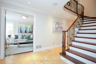 Photo 4: 1088 Beaver Valley Crescent in Oshawa: Northglen House (2-Storey) for sale : MLS®# E6749306