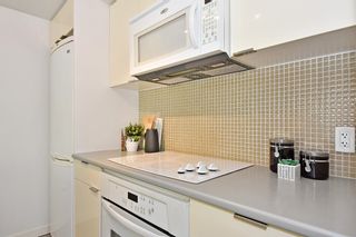 Photo 12: 312 788 HAMILTON Street in Vancouver: Downtown VW Condo for sale in "TV Towers" (Vancouver West)  : MLS®# R2364675