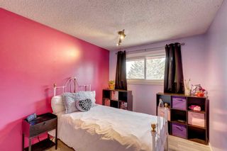 Photo 19: 115 Queensland Circle SE in Calgary: Queensland Detached for sale : MLS®# A2112471