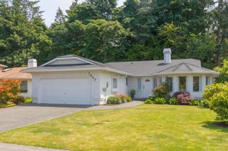 Photo 1: 1047 Adeline Pl in VICTORIA: SE Broadmead House for sale (Saanich East)  : MLS®# 791460