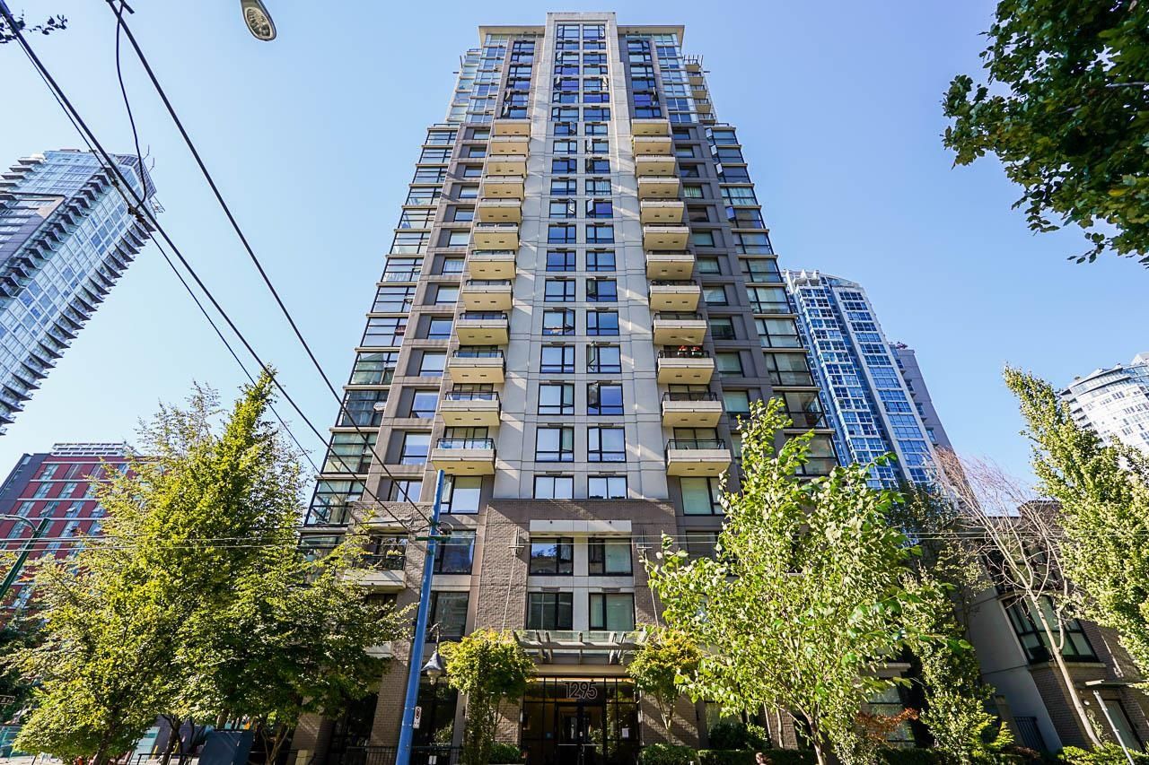 Main Photo: 2108 1295 RICHARDS Street in Vancouver: Downtown VW Condo for sale in "The Oscar" (Vancouver West)  : MLS®# R2725073
