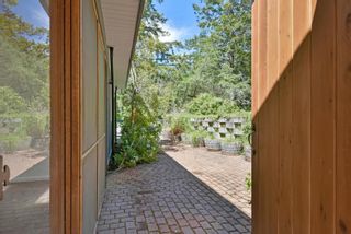 Photo 24: 5465 SANS SOUCI Road in Halfmoon Bay: Halfmn Bay Secret Cv Redroofs House for sale (Sunshine Coast)  : MLS®# R2893598