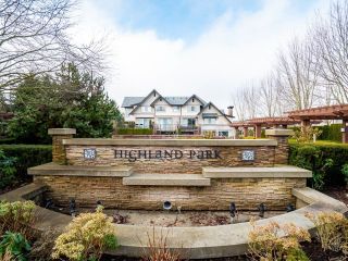 Photo 1: 239 2501 161A Street in Surrey: Grandview Surrey Townhouse for sale (South Surrey White Rock)  : MLS®# R2649657