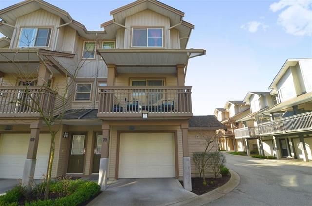 Main Photo: : Townhouse for sale : MLS®# R2244638	