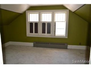Photo 11: 211 Clarence Avenue South in Saskatoon: Varsity View Single Family Dwelling for sale (Saskatoon Area 02)  : MLS®# 419269