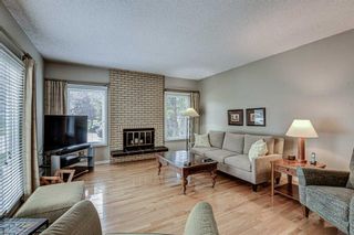 Photo 2: 511 Queen Charlotte Drive SE in Calgary: Queensland Detached for sale : MLS®# A1245348