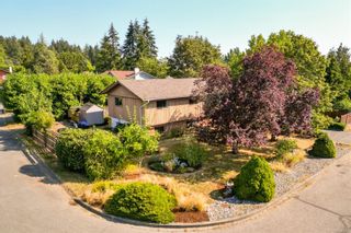 Photo 1: 1250 Verdier Ave in Central Saanich: CS Brentwood Bay House for sale : MLS®# 912579