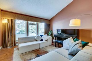 Photo 6: 131 Strathbury Bay SW in Calgary: Strathcona Park Detached for sale : MLS®# A2093249