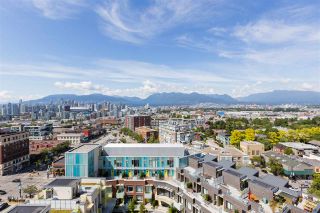 Photo 4: 1610 285 E 10 AVENUE in Vancouver: Mount Pleasant VE Condo for sale (Vancouver East)  : MLS®# R2382603