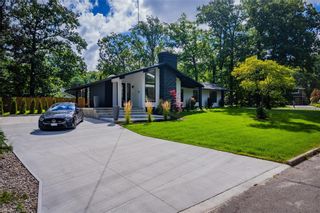 Photo 2: 189 Lockhart Drive in St. Catharines: 452 - Glenridge Single Family Residence for sale : MLS®# 40452717