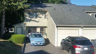 Photo 1: 1 9970 149TH Street in Surrey: Guildford Townhouse for sale in "tall timbers" (North Surrey)  : MLS®# R2096216