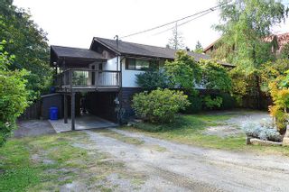Photo 1: 6555 ANCHOR Place in Sechelt: Sechelt District House for sale (Sunshine Coast)  : MLS®# R2106861