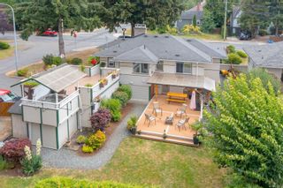 Photo 1: 1198 Reynolds Rd in Saanich: SE Maplewood House for sale (Saanich East)  : MLS®# 914478