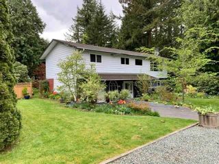 Photo 1: 20358 41A Avenue in Langley: Brookswood Langley House for sale in "Brookswood" : MLS®# R2464569