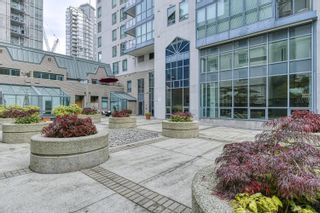 Photo 20: 1002 1238 MELVILLE Street in Vancouver: Coal Harbour Condo for sale in "Pointe Claire" (Vancouver West)  : MLS®# R2416117