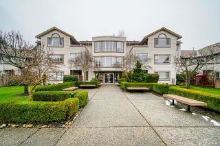 Photo 1: 218 15991 THRIFT Avenue: White Rock Condo for sale in "The Arcadian" (South Surrey White Rock)  : MLS®# R2637994