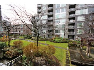 Photo 17: 207 3488 VANNESS Avenue in Vancouver: Collingwood VE Condo for sale in "ALEXANDER COURT" (Vancouver East)  : MLS®# V1052976