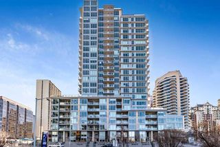Photo 1: 802 1025 5 Avenue SW in Calgary: Downtown West End Apartment for sale : MLS®# A2132441