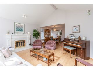 Photo 4: 13033 16 Avenue in Surrey: Crescent Bch Ocean Pk. House for sale (South Surrey White Rock)  : MLS®# R2404371