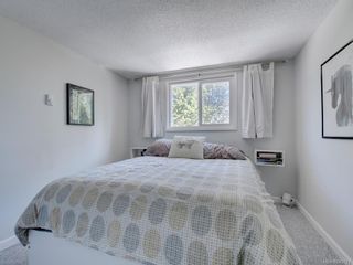 Photo 14: 5 954 Queens Ave in Victoria: Vi Central Park Row/Townhouse for sale : MLS®# 845721