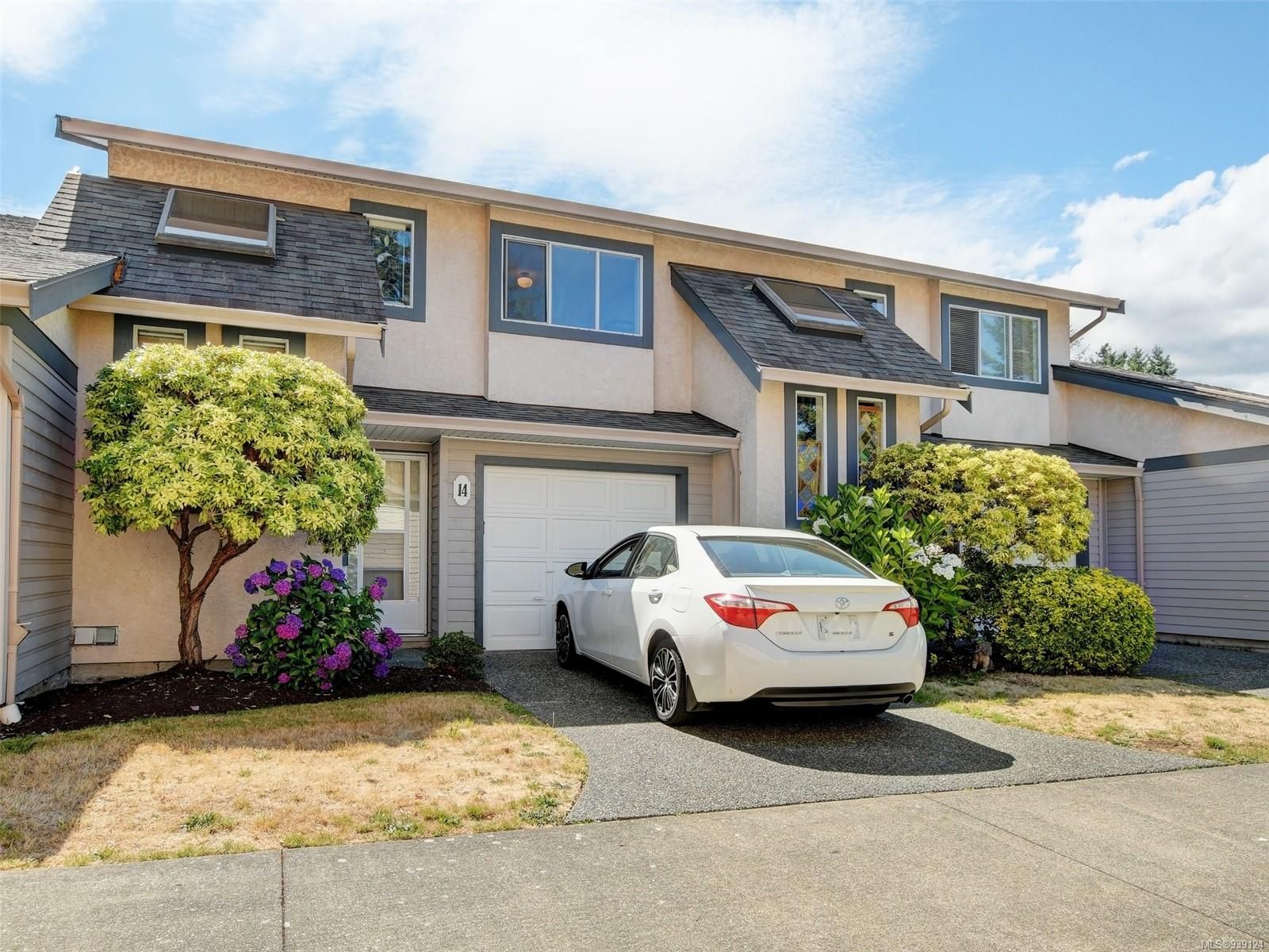 Main Photo: 14 515 Mount View Ave in Colwood: Co Hatley Park Row/Townhouse for sale : MLS®# 939124