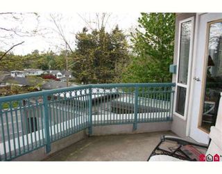 Photo 8: 308 34101 OLD YALE Road in Abbotsford: Central Abbotsford Condo for sale in "YALE TERRACE" : MLS®# F2908815