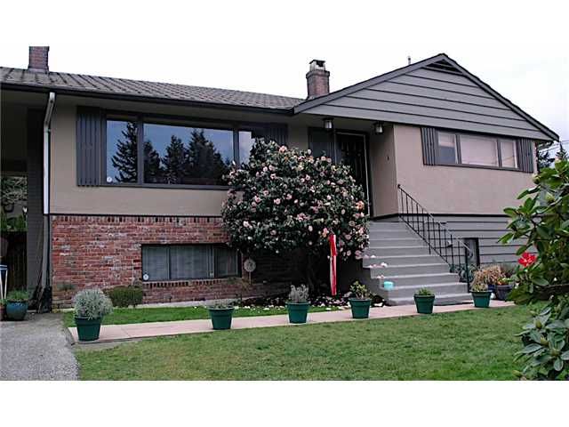 Main Photo: 3752 CALDER Avenue in North Vancouver: Upper Lonsdale House for sale : MLS®# V818766