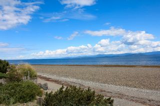 Photo 11: 1713 Admiral Tryon Blvd in Parksville: Beach Home for sale