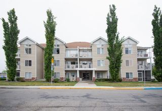 Main Photo: 1 7720 39 Avenue NW in Calgary: Bowness Apartment for sale : MLS®# A2050909