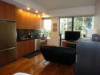 Photo 25: 613 1333 W GEORGIA Street in Vancouver: Coal Harbour Condo for sale in "Qube" (Vancouver West)  : MLS®# V1024937