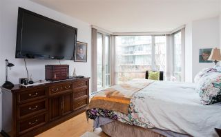 Photo 11: TH103 1288 MARINASIDE CRESCENT in Vancouver: Yaletown Townhouse for sale (Vancouver West)  : MLS®# R2229944