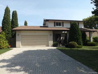 Photo 2: 19 Arthur Creak Drive in Winnipeg: House for sale : MLS®# 1417771