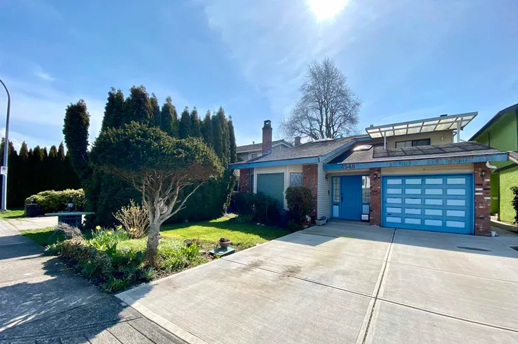 Main Photo: 4548 Hermitage Drive in Richmond: Steveston North House for sale : MLS®# R2670446