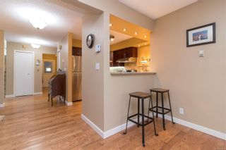 Photo 11: 40 Demos Pl in View Royal: VR Glentana House for sale : MLS®# 867548