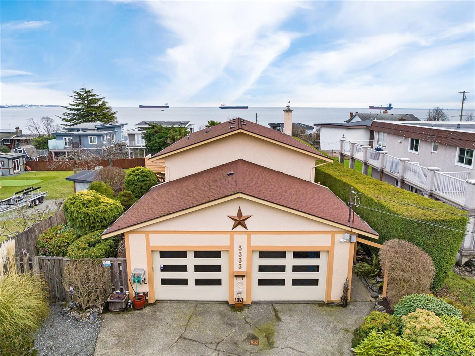 Main Photo: 3333 Anchorage Ave in Colwood: Co Lagoon House for sale : MLS®# 921748