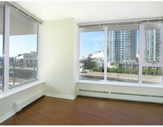 Photo 6: 907 188 KEEFER Place in Vancouver: Downtown VW Condo for sale in "ESPANA" (Vancouver West)  : MLS®# V774402