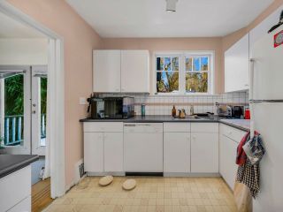 Photo 10: 2571 W 16TH Avenue in Vancouver: Kitsilano House for sale (Vancouver West)  : MLS®# R2762700