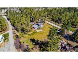 Photo 1: 5555 Stubbs Road Lake Country South West: Okanagan Shuswap Real Estate Listing: MLS®# 10305950
