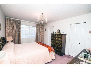 Photo 10: 11 709 Luscombe Pl in VICTORIA: Es Esquimalt House for sale (Esquimalt)  : MLS®# 690941